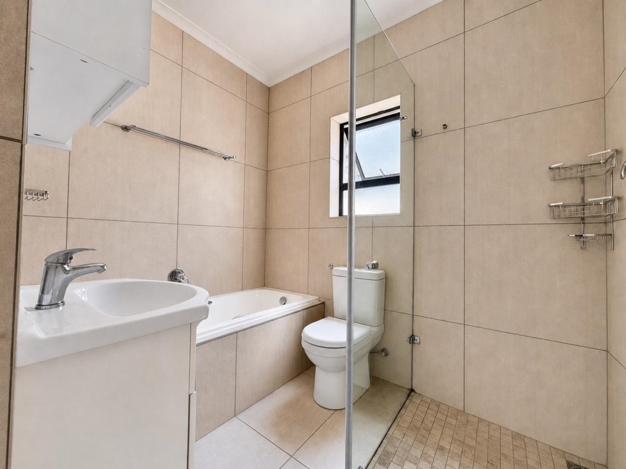 To Let 3 Bedroom Property for Rent in Parklands North Western Cape